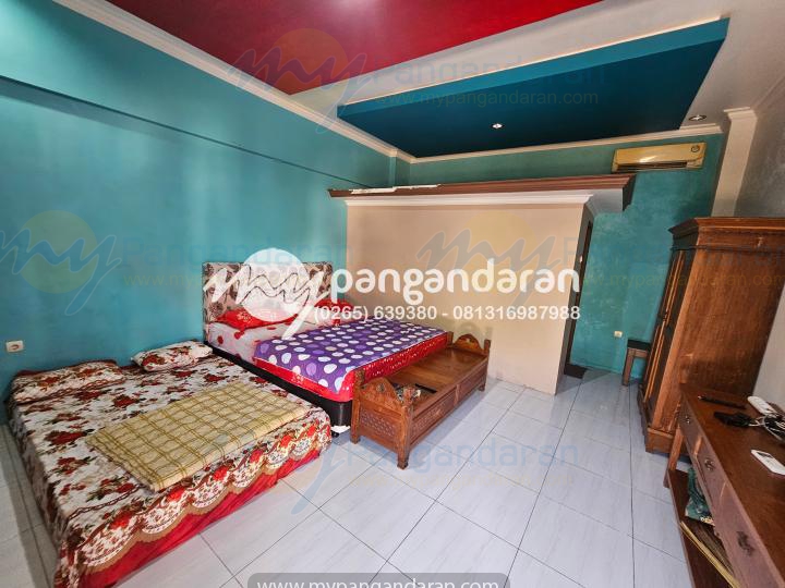 Tampilan Kamar Tidur Standar AC Villa Aditya Pangandaran